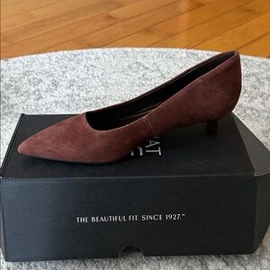 Naturalizer Brown Suede Heels